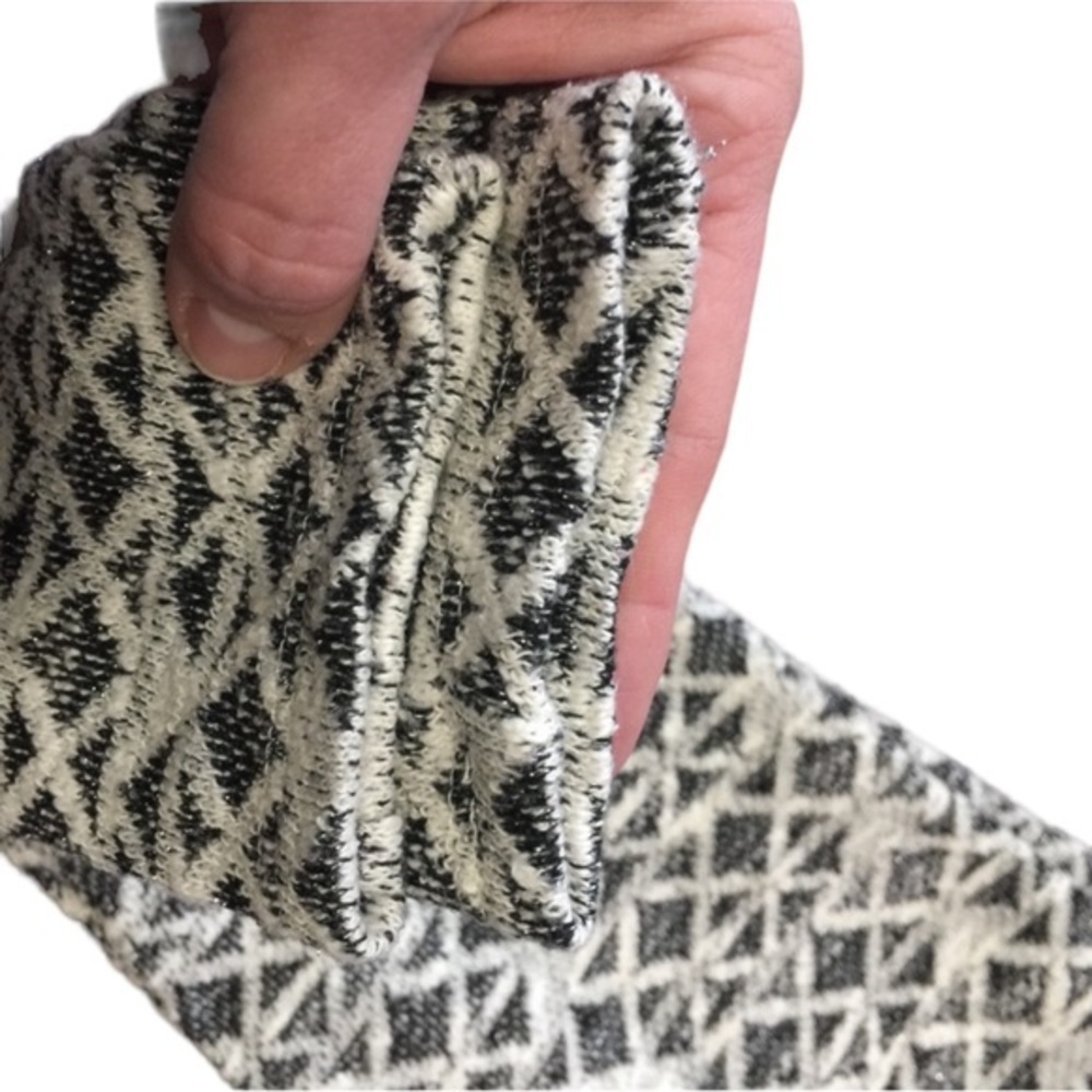 EUC‎ BabyGap Size 4 Knit Pants - Picture 3 of 3